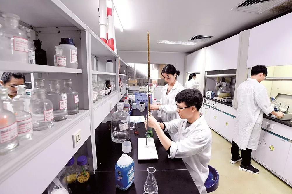 64歲仍堅守一線，梧州這個為“產(chǎn)品質量和榮譽而戰(zhàn)”的團隊獲國家級榮譽