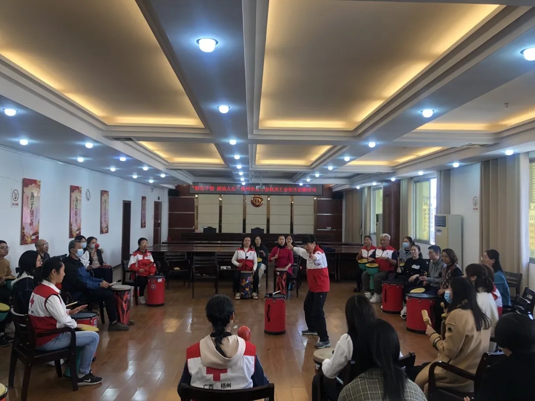 這鼓聲有魔力，讓你越聽越快樂