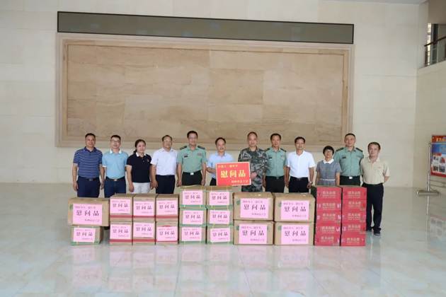 梧州市總工會(huì)領(lǐng)導(dǎo)班子“八一”走訪慰問部隊(duì)官兵，共敘軍民魚水情