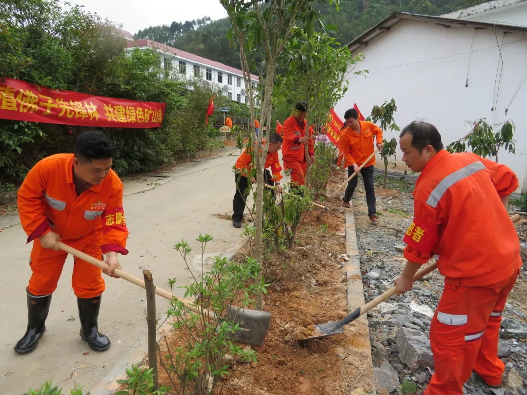 佛子公司開展植樹添綠活動