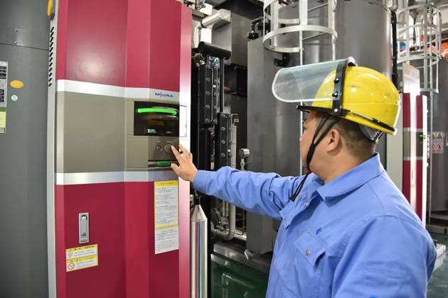 強國復興有我——司爐工“蝶變”記