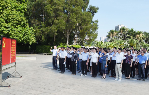 自治區(qū)總工會(huì)開展“不忘初心、牢記使命”革命傳統(tǒng)教育活動(dòng)