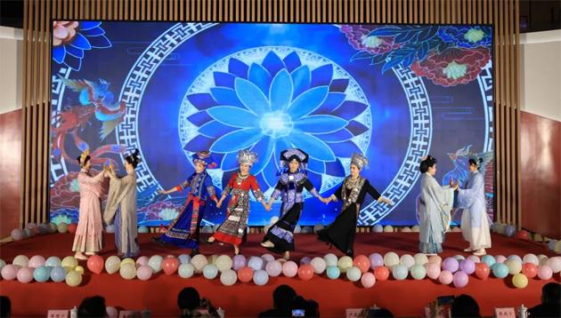 “三八”國(guó)際婦女節(jié)期間，我市各級(jí)工會(huì)舉辦系列慶?；顒?dòng)